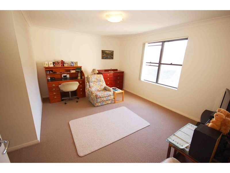3/1 Creighton Lane, Point Frederick NSW 2250