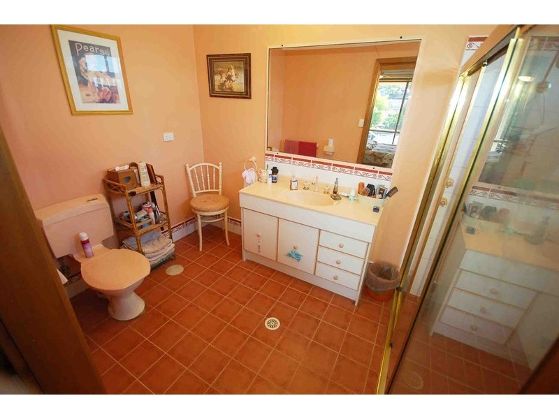 4 Glenrose Close, Lisarow NSW 2250
