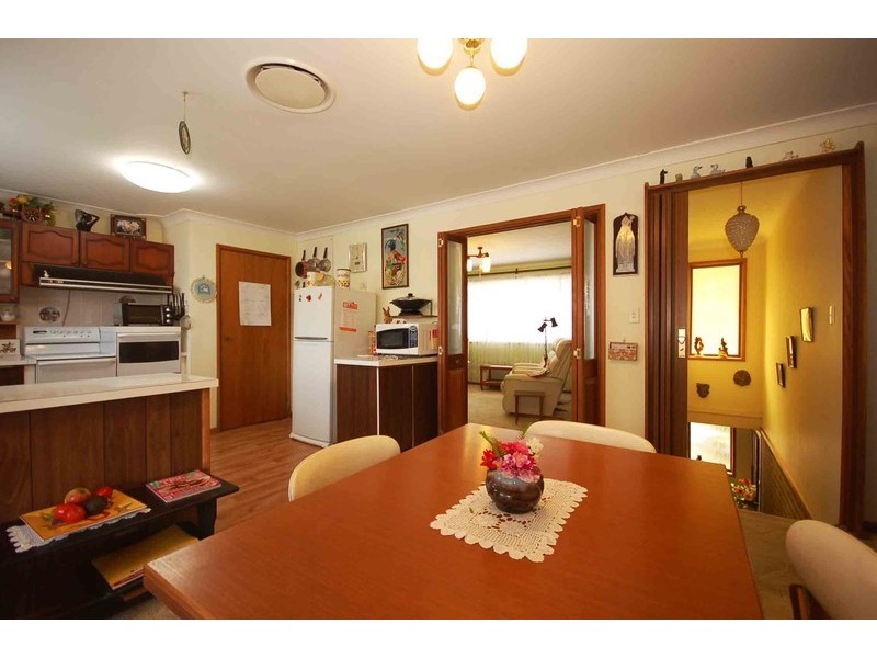 7 Mindaree Avenue, Wyoming NSW 2250