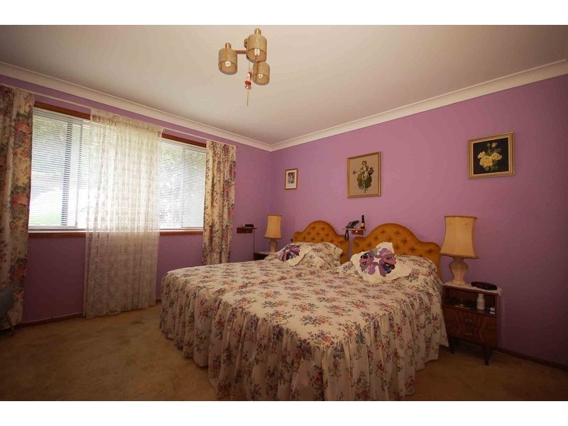 7 Mindaree Avenue, Wyoming NSW 2250