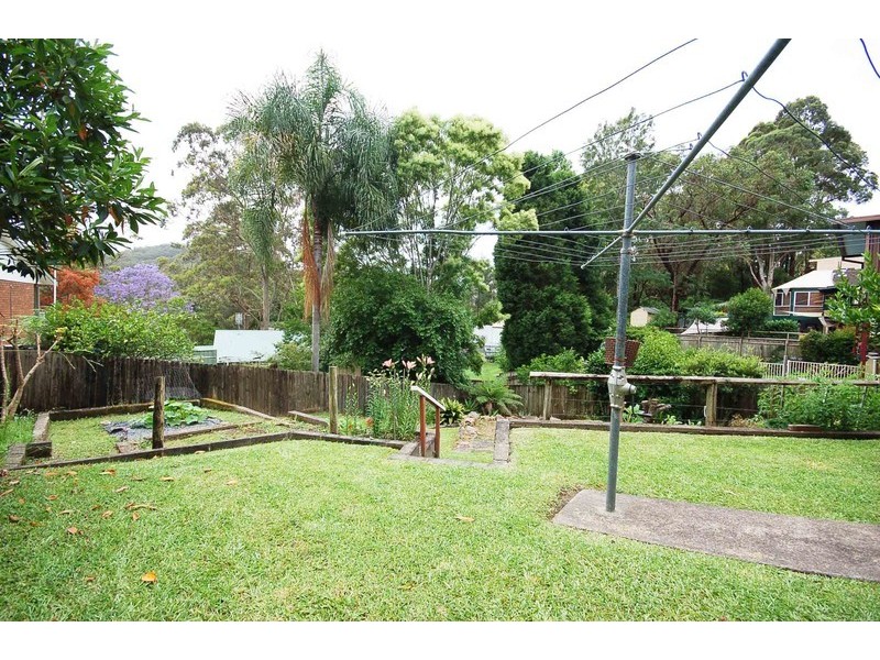 7 Mindaree Avenue, Wyoming NSW 2250