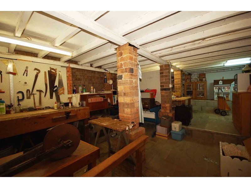 7 Mindaree Avenue, Wyoming NSW 2250