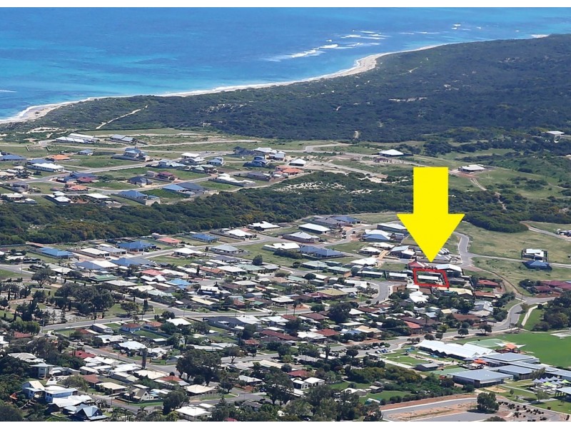 9 Delmage Street, Dongara WA 6525