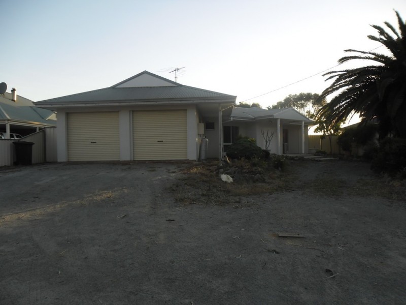 7 Lucas Drive, Carnamah WA 6517