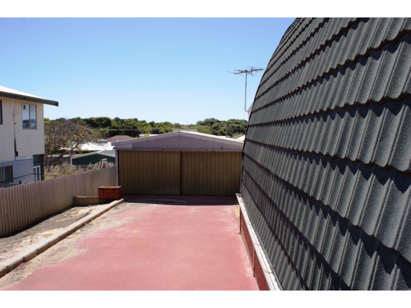 16 Downes Way, Port Denison WA 6525