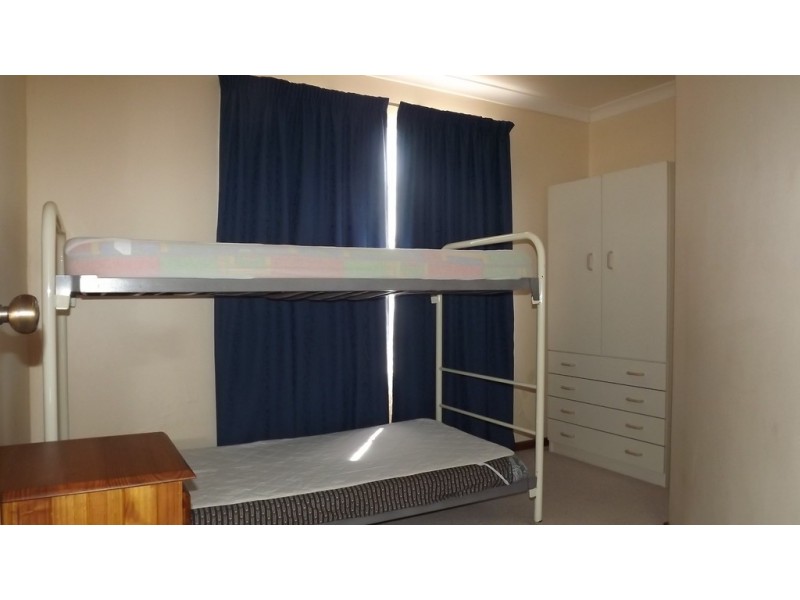 18 Bartlett Place, Port Denison WA 6525