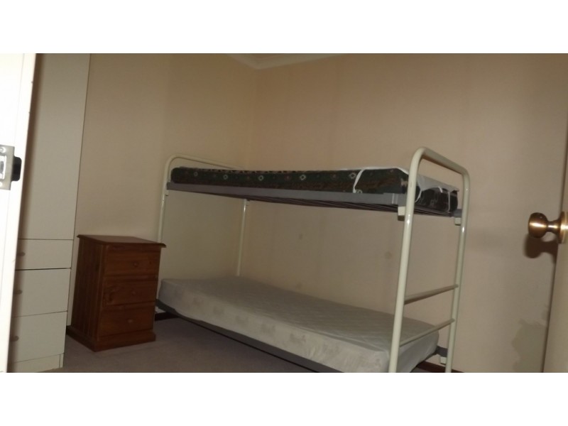 18 Bartlett Place, Port Denison WA 6525