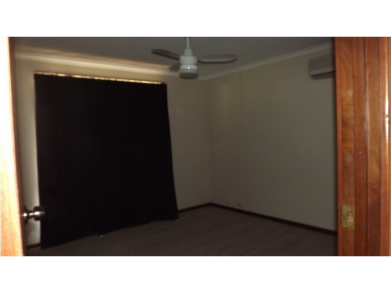 22 Dodd Street, Dongara WA 6525