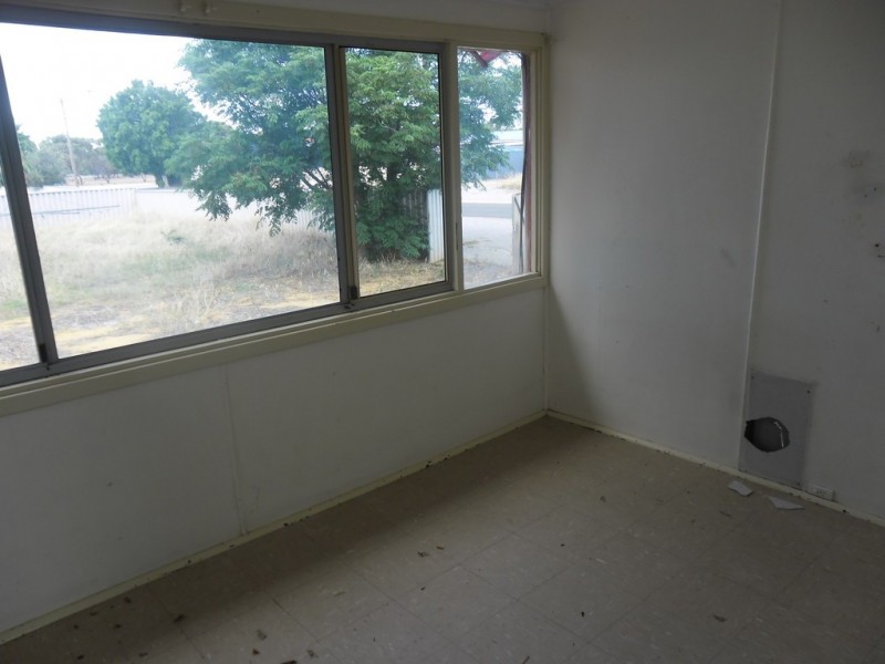 38 Slater Street, Carnamah WA 6517