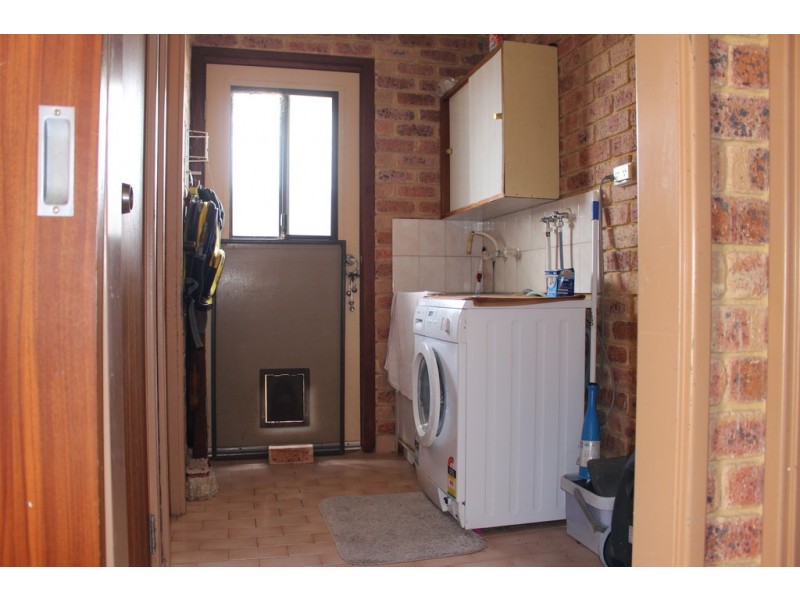 7 Bartlett Place, Port Denison WA 6525