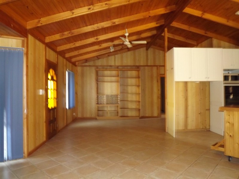 233 Point Leander Drive, Port Denison WA 6525