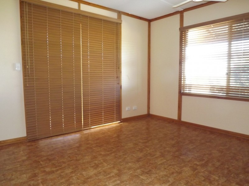 233 Point Leander Drive, Port Denison WA 6525