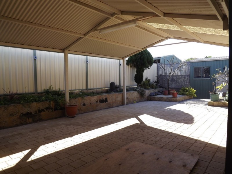 233 Point Leander Drive, Port Denison WA 6525