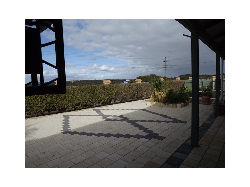 233 Point Leander Drive, Port Denison WA 6525