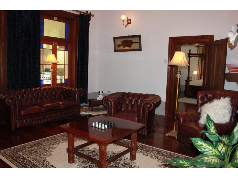 2 Hunts Road, Dongara WA 6525