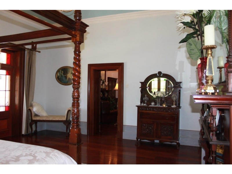 2 Hunts Road, Dongara WA 6525