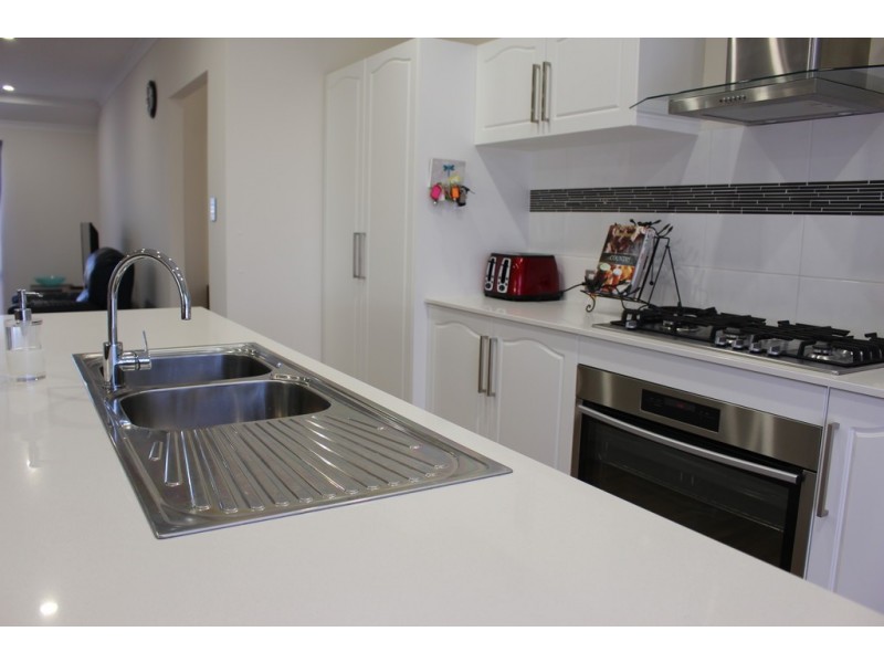 25 Mason Crescent, Port Denison WA 6525