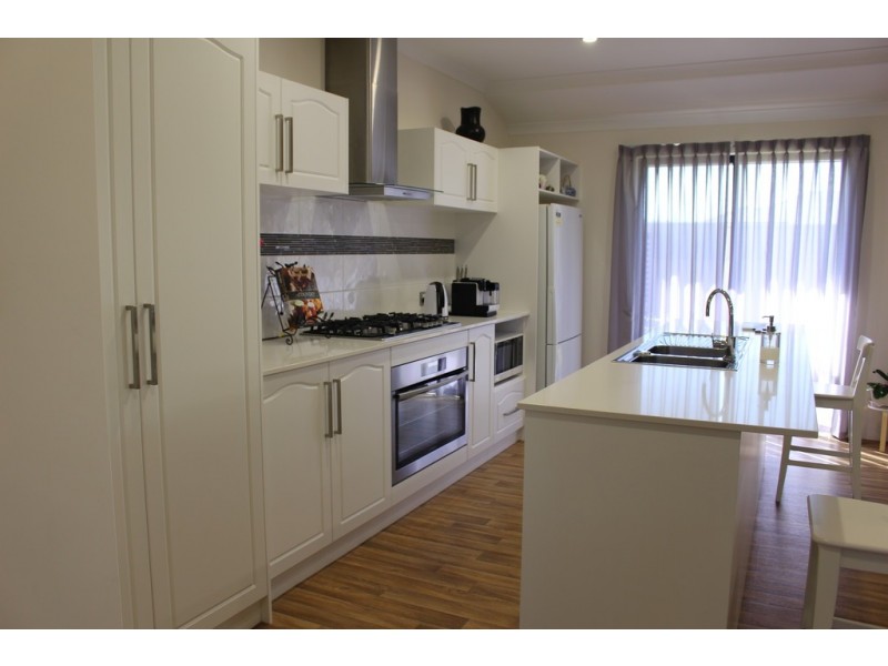 25 Mason Crescent, Port Denison WA 6525