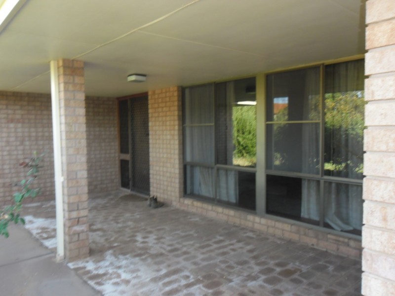 27 Caron Street, Carnamah WA 6517