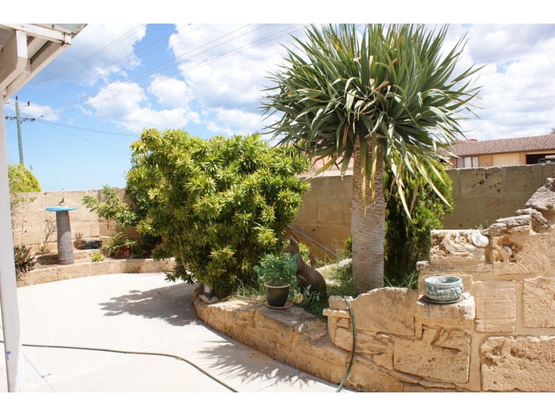 31 Ocean Drive, Port Denison WA 6525