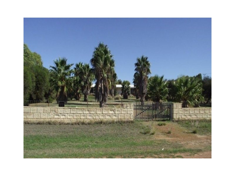 87 Tulloch Drive, Dongara WA 6525