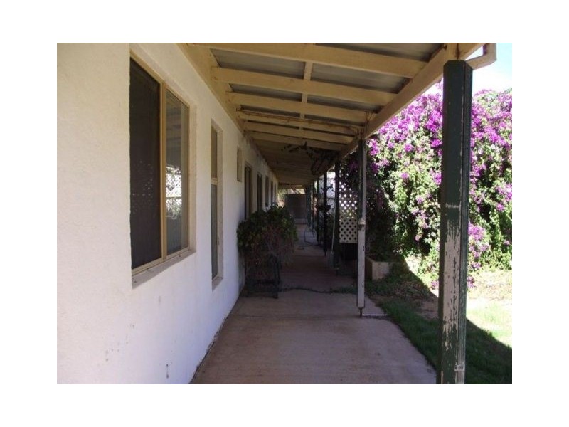 87 Tulloch Drive, Dongara WA 6525