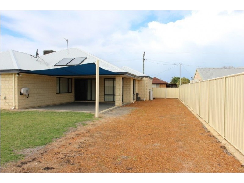 14 Ocean Drive, Port Denison WA 6525