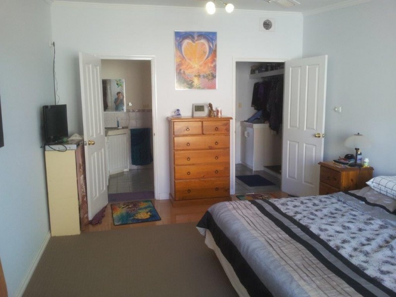 19 Church Street, Dongara WA 6525