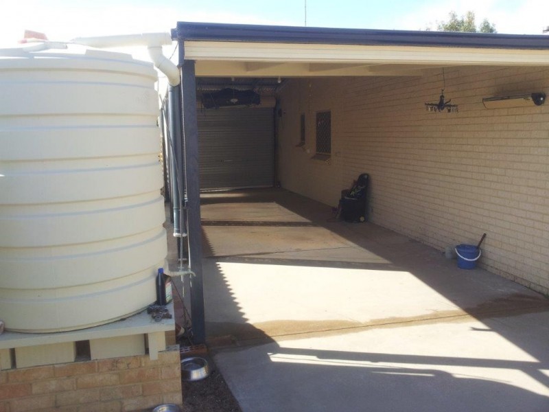 19 Church Street, Dongara WA 6525