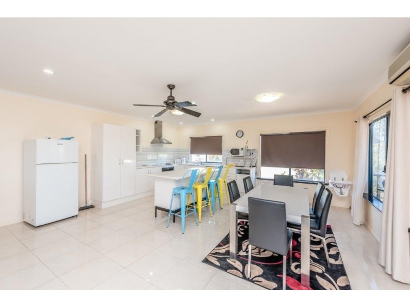 7 Pearse Road, Port Denison WA 6525