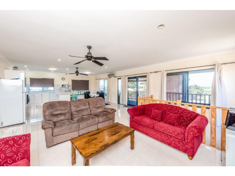 7 Pearse Road, Port Denison WA 6525