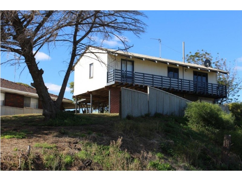 100 Point Leander Drive, Port Denison WA 6525