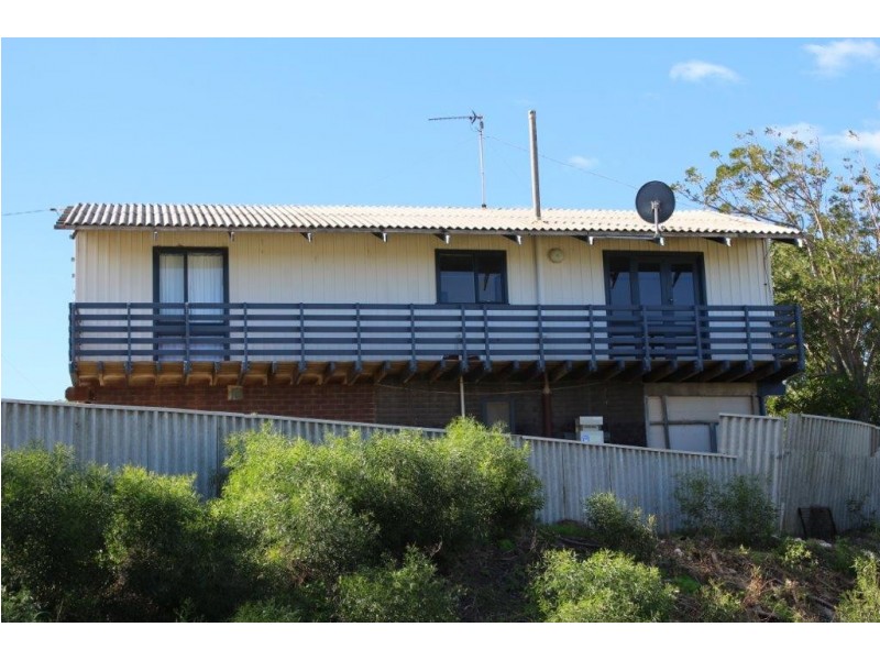 100 Point Leander Drive, Port Denison WA 6525