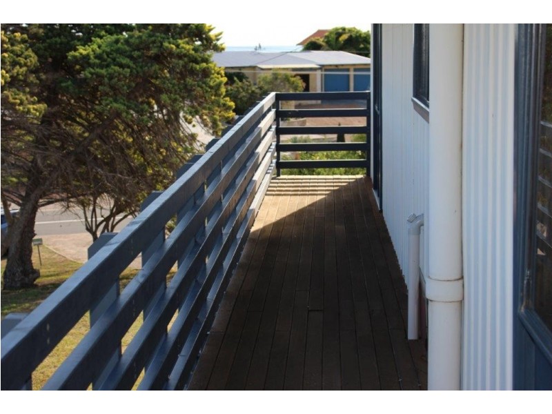 100 Point Leander Drive, Port Denison WA 6525