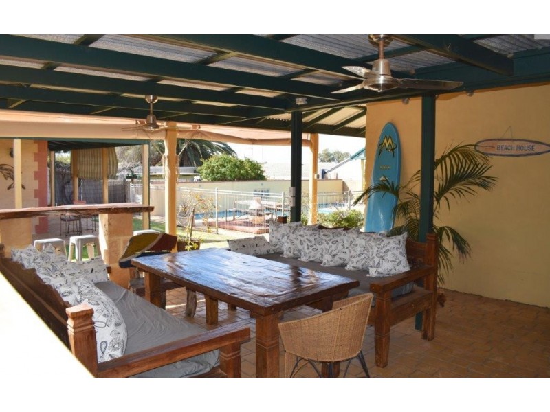 4 Lecaille Street, Dongara WA 6525