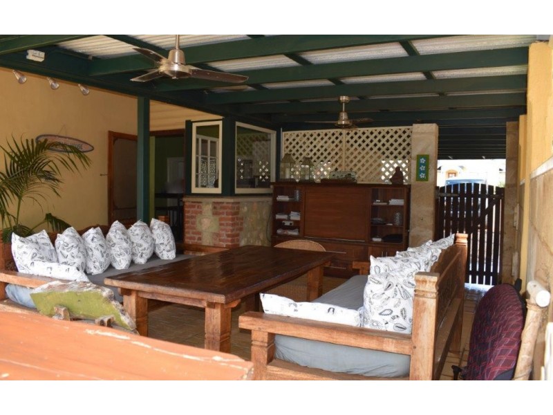 4 Lecaille Street, Dongara WA 6525