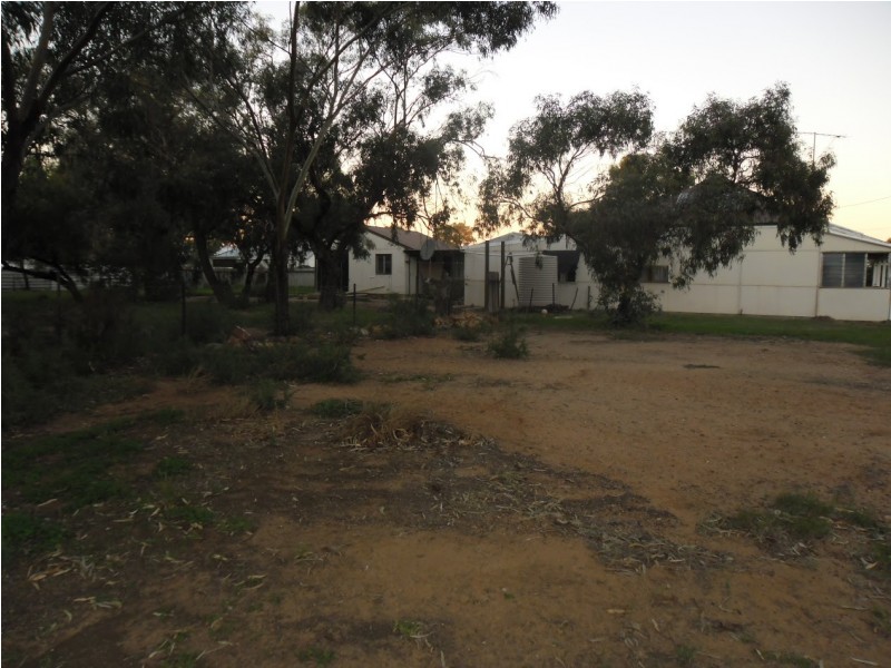 4 and 5 Yarra Street, Carnamah WA 6517