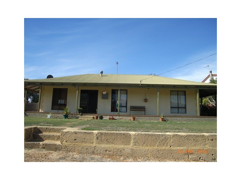 12 Bartlett Place, Port Denison WA 6525
