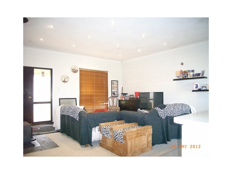 12 Bartlett Place, Port Denison WA 6525