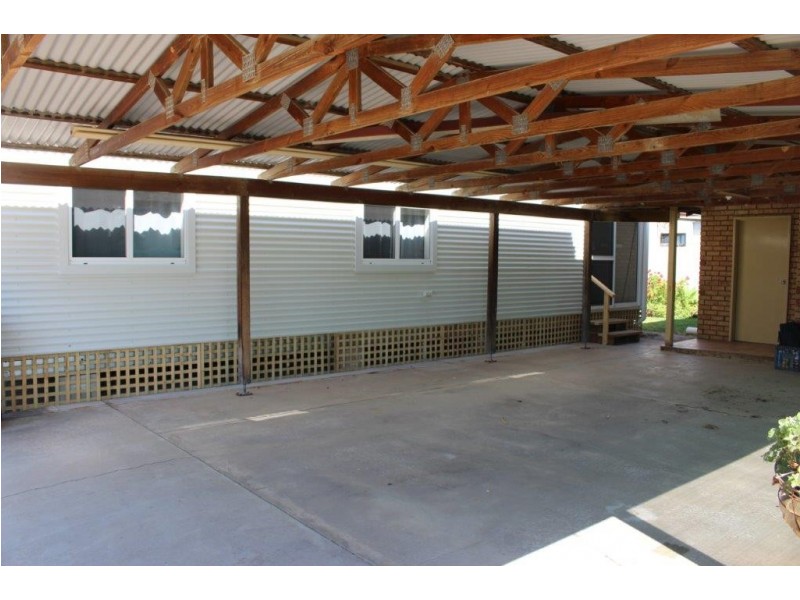 23/123 Point Leander Drive, Port Denison WA 6525