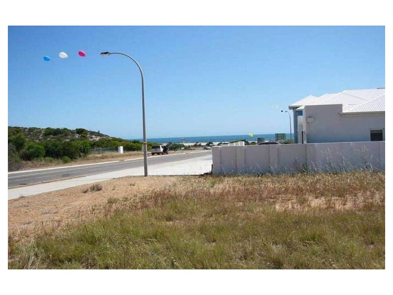 78 Ocean Dve, Port Denison WA 6525
