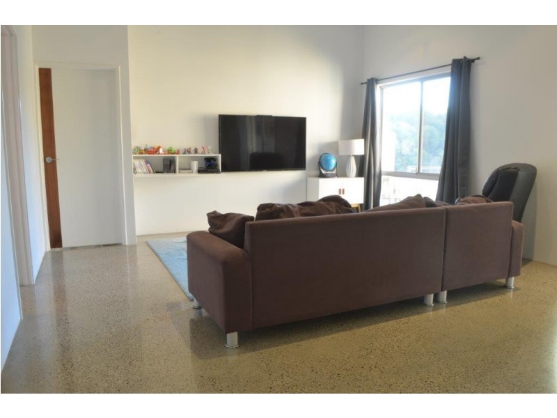 66 Hidden Valley Close, Dongara WA 6525