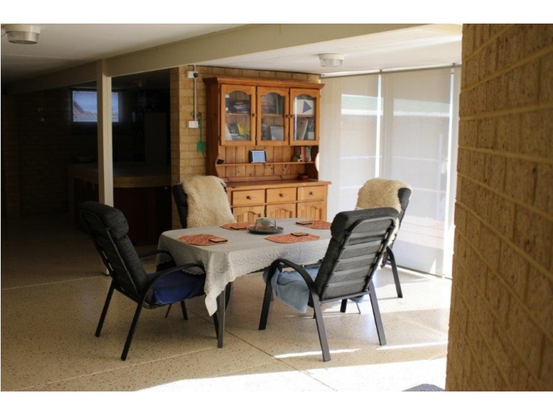 223 Point Leander Drive, Port Denison WA 6525