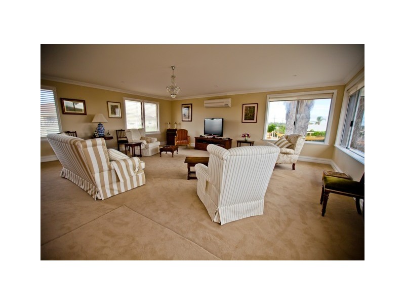 14 Carnarvon Street, Port Denison WA 6525