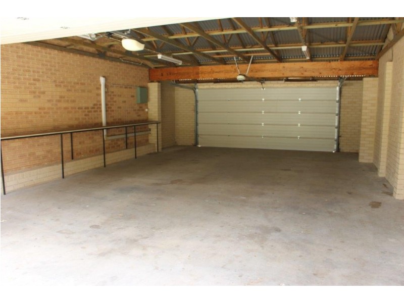 38 Tulloch Drive, Dongara WA 6525