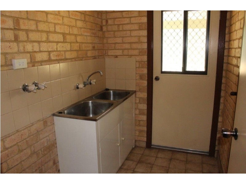 38 Tulloch Drive, Dongara WA 6525