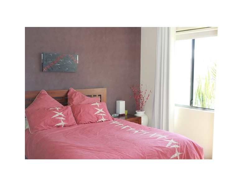 12 Gillam Drive, Dongara WA 6525