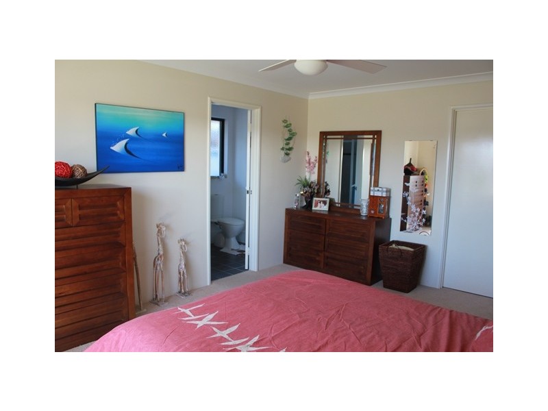 12 Gillam Drive, Dongara WA 6525