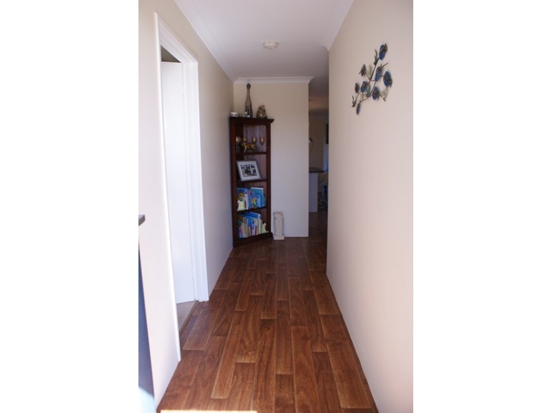 12 Gillam Drive, Dongara WA 6525