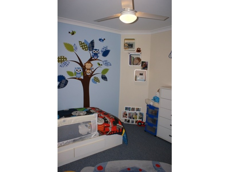 12 Gillam Drive, Dongara WA 6525